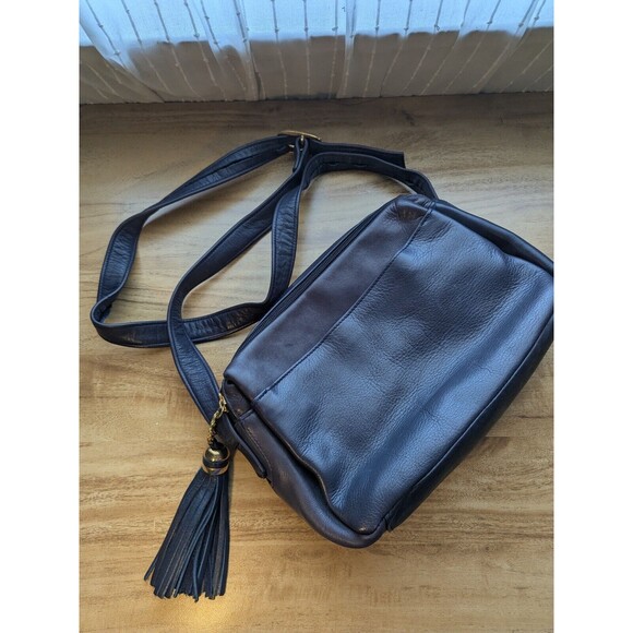Tignanello Handbags - Tignanello Leather Shoulder Bag Adjustable Strap Tassel Zipper Navy Blue (X02)